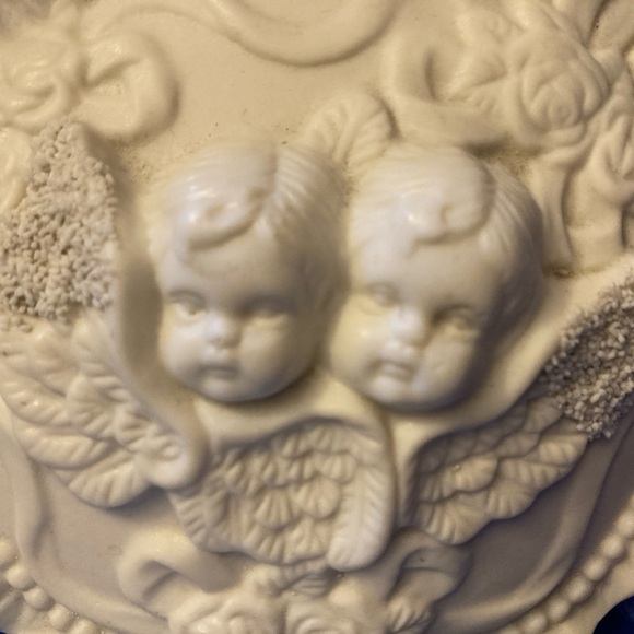 Vintage Angel Wings Ceramic Trinket Box by Hermitage Pottery Jewelry Box - Picture 7 of 7
